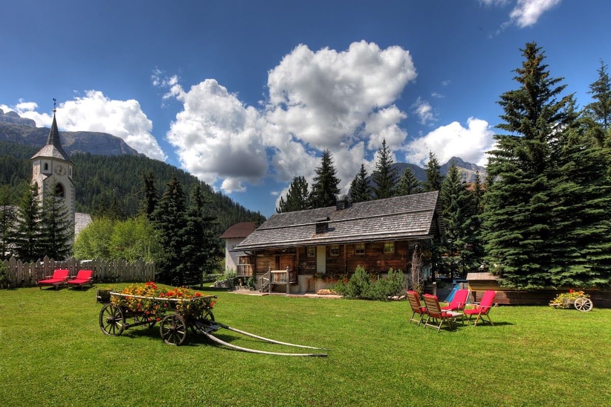 L'Murin Corvara - Apres Ski in winter