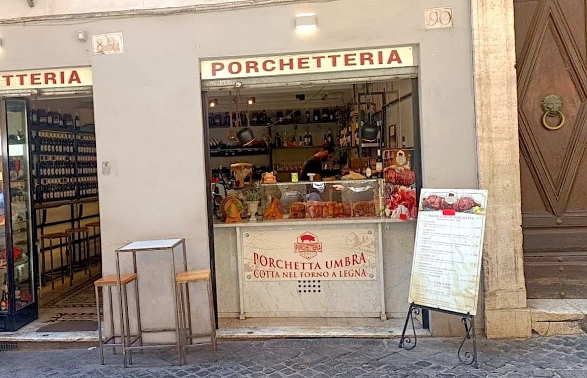 PORCHETTERIA LA RINASCITA - Stopped by here as we went through Piazza Navona. Great for a quick snack. You can share one sandwich no problem and there’s a famous tiramisu place beside it. Win win!