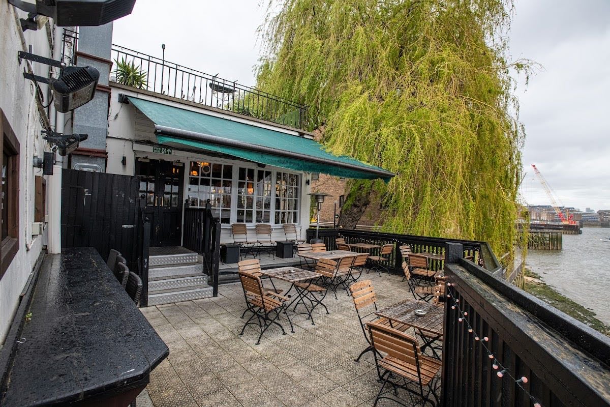 Prospect of Whitby - London’s oldest riverside tavern and has gardens
