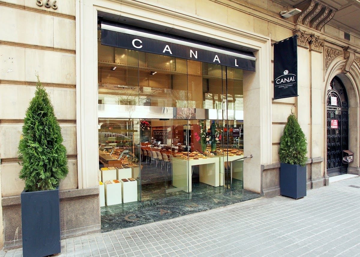 Pastisseria Canal | Putxet - Pastelería de las prácticas Laurita ✨