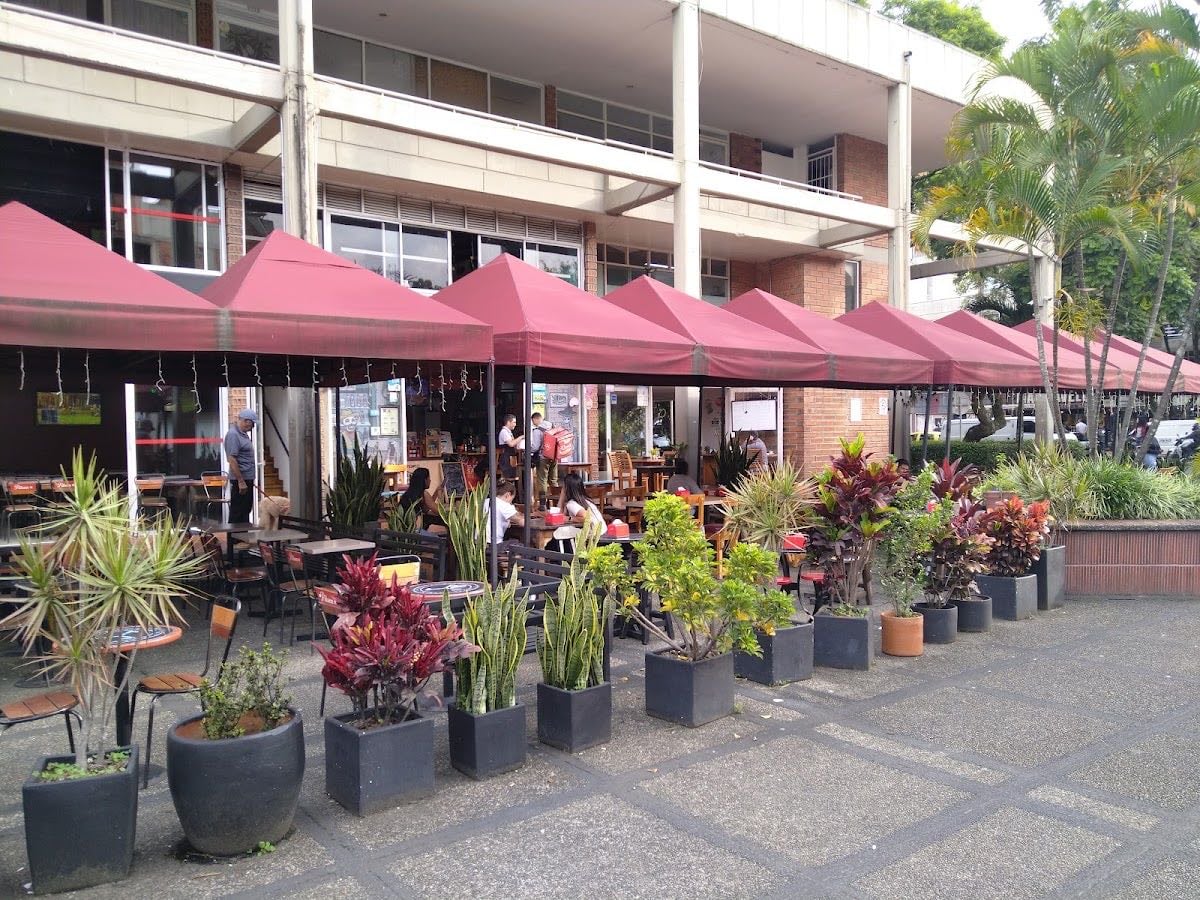 Plazoleta Villa de Aburrá
