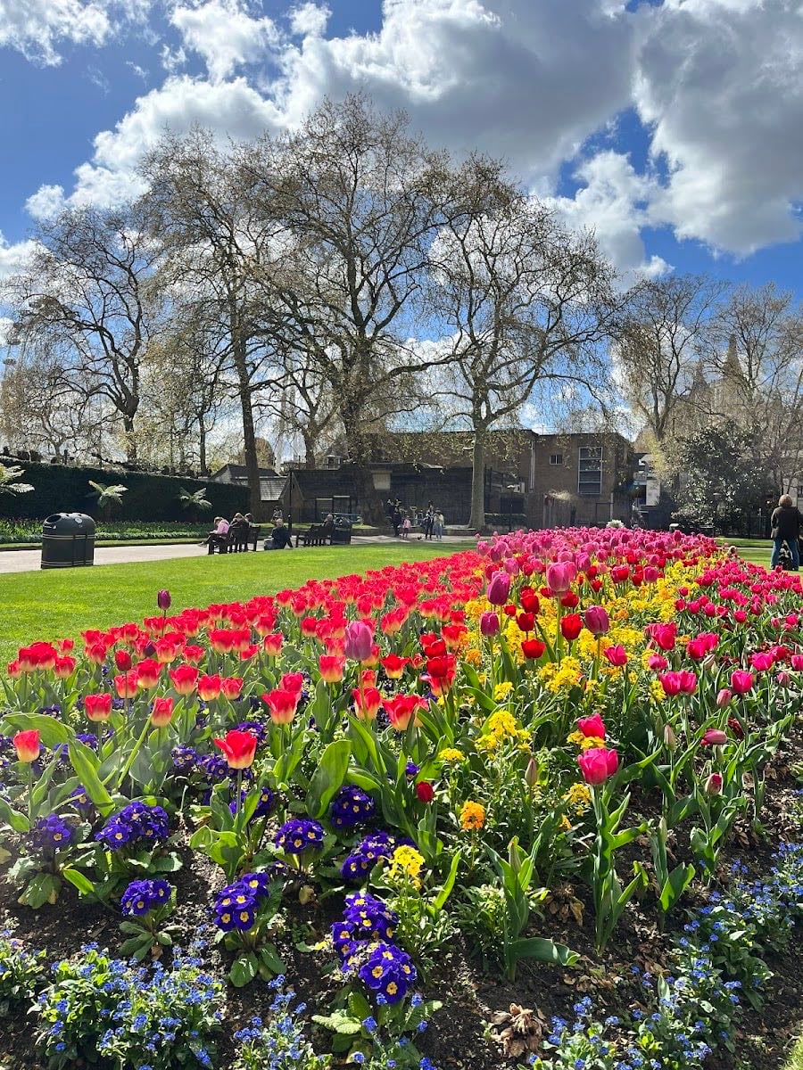 Victoria Embankment Gardens