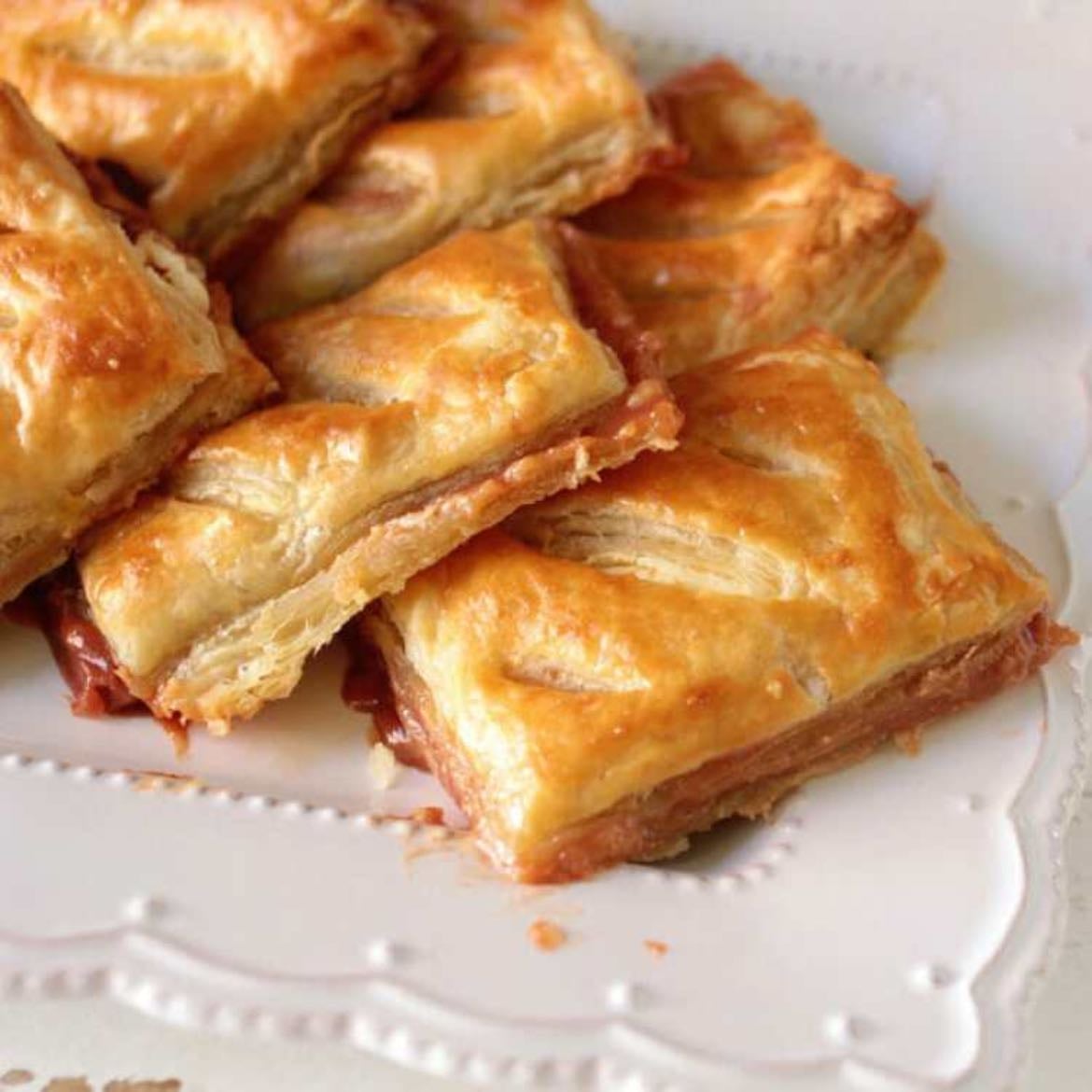 Pastelitos de guayaba