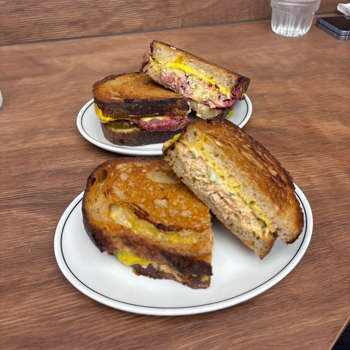 Hector's Deli
