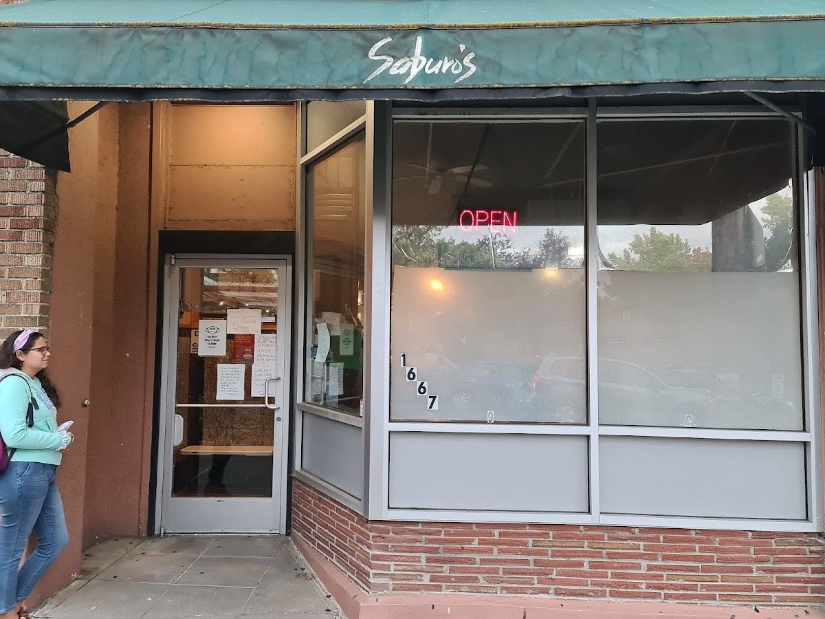 Saburos | Sushi House Restaurant - Biggest sushi rolls ever