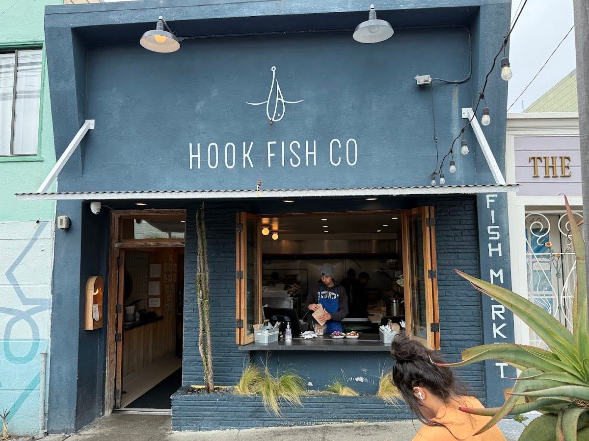 Hook Fish Co - Poke burrito