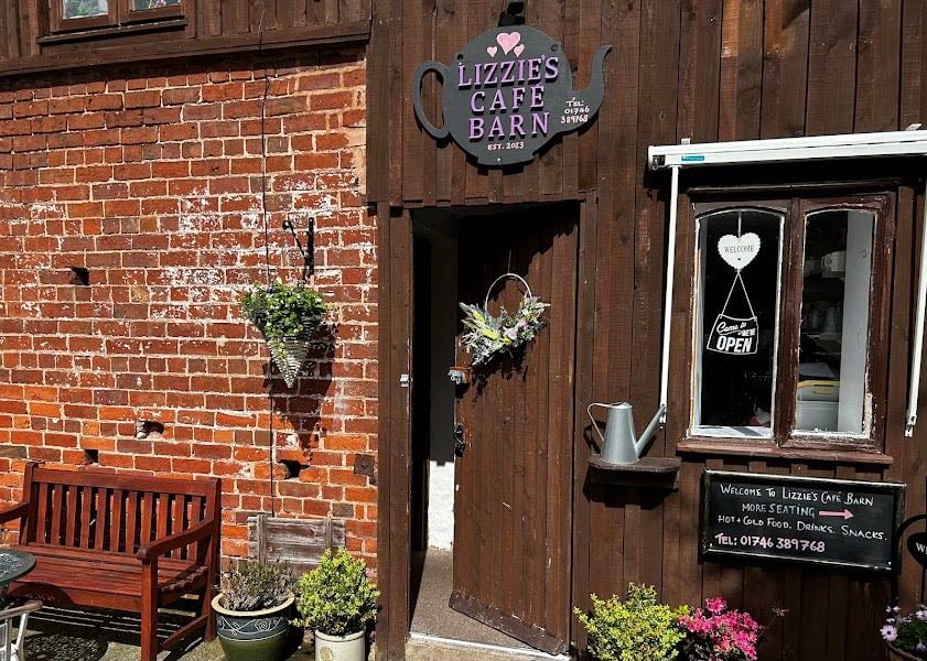Lizzie's Cafe Barn