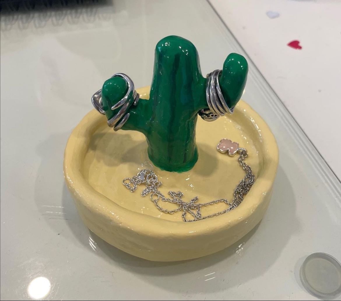 ring holder