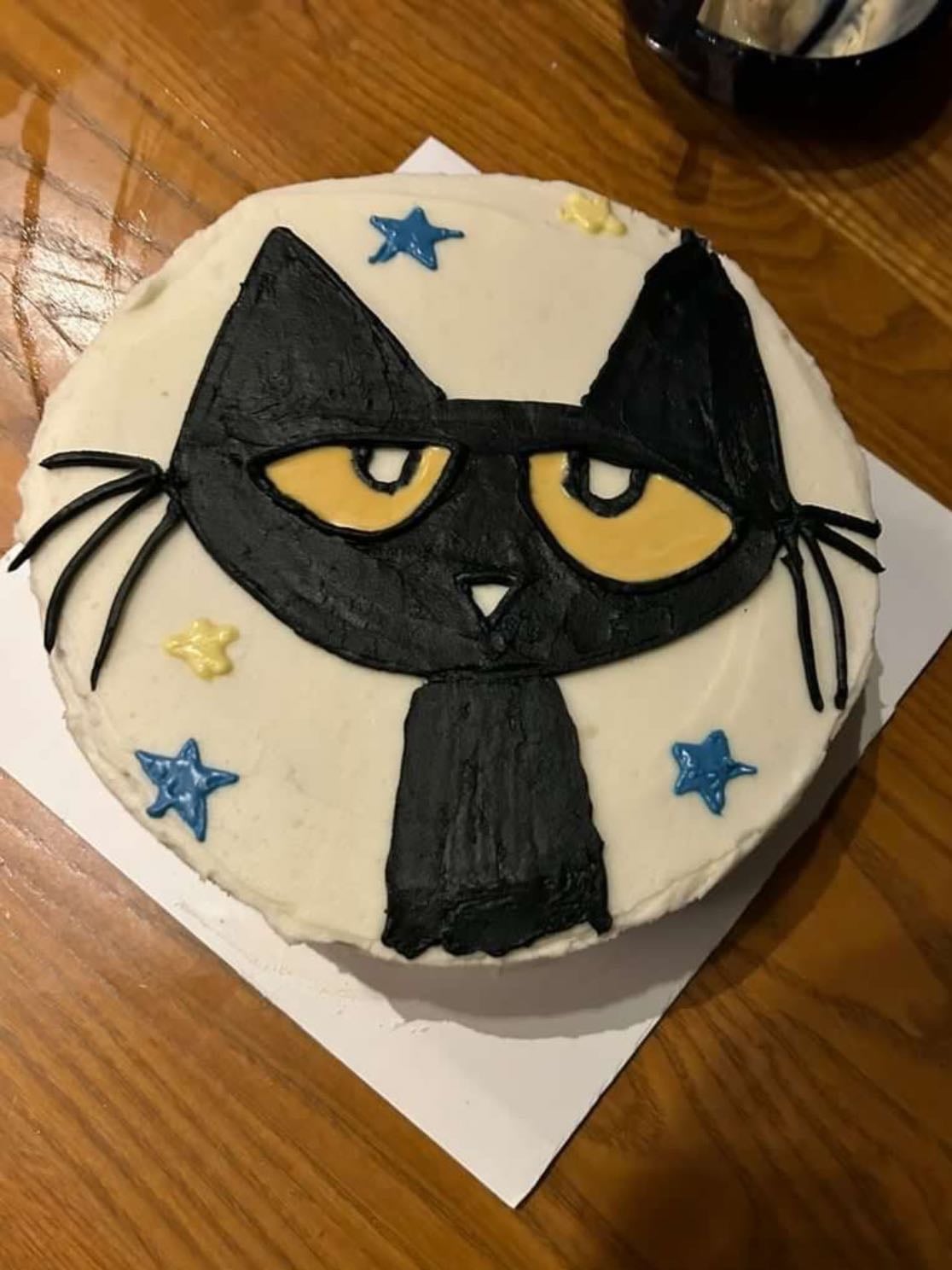 decorated cake