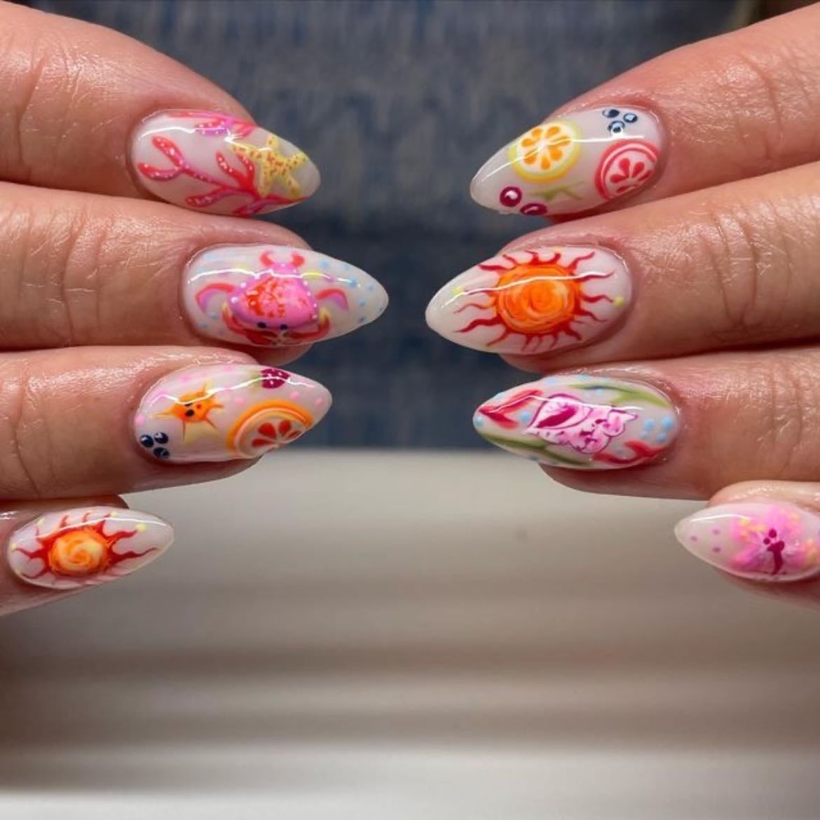 paint nails