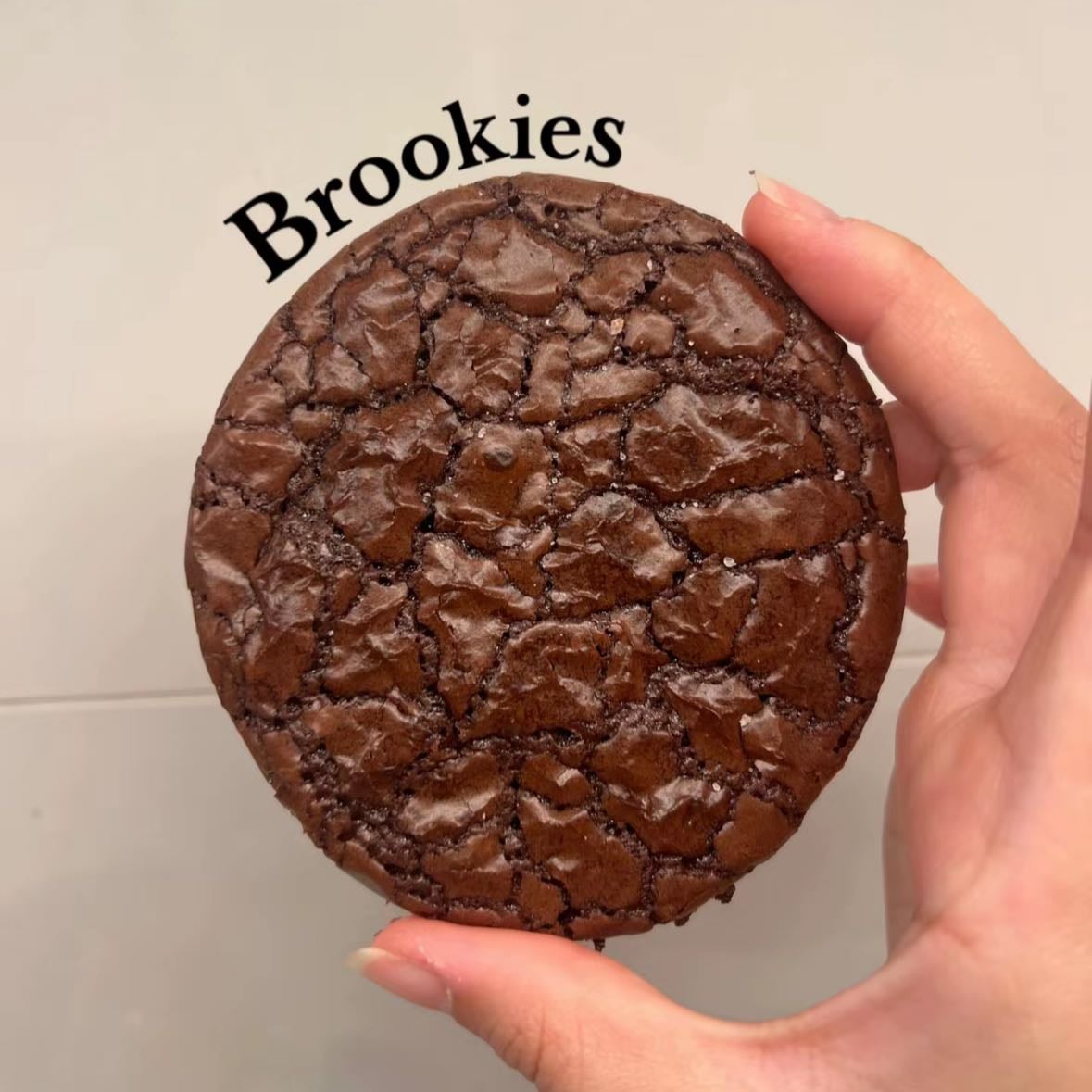 Chewy brookie