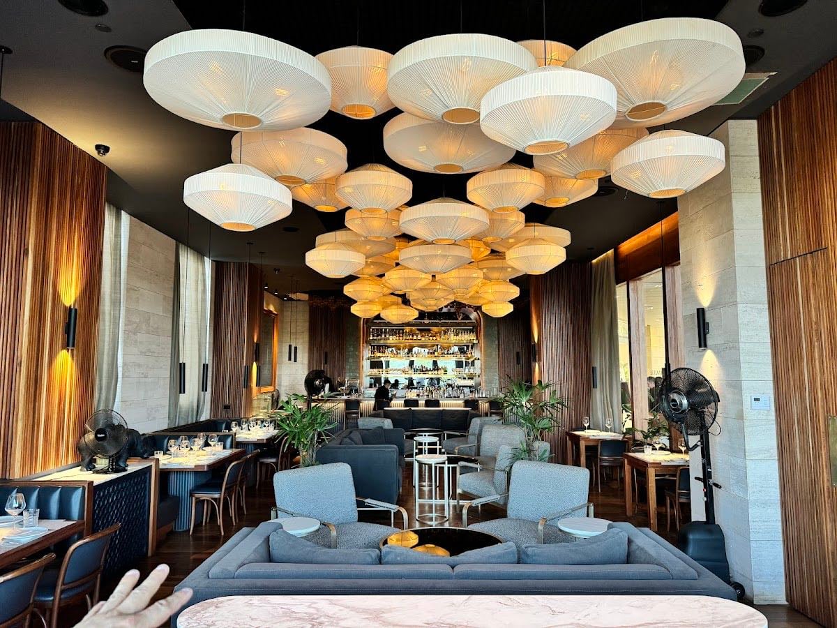 Sabine Bistró & Lounge