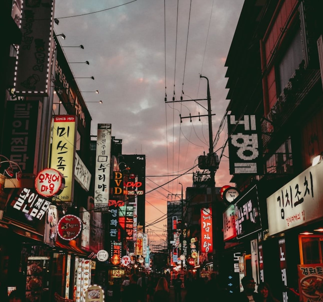 KDRAMAS - Movies hypelist by Karen Sierra