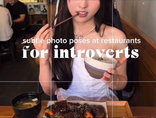 Poses for introverts - subtle