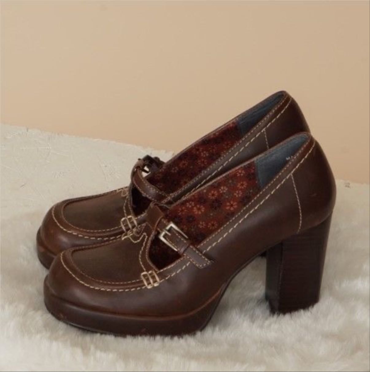 mary janes - prettyy