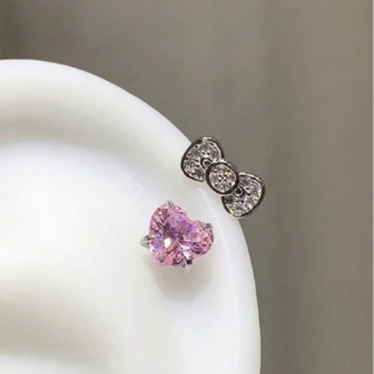 Perforation Ear hello kitty