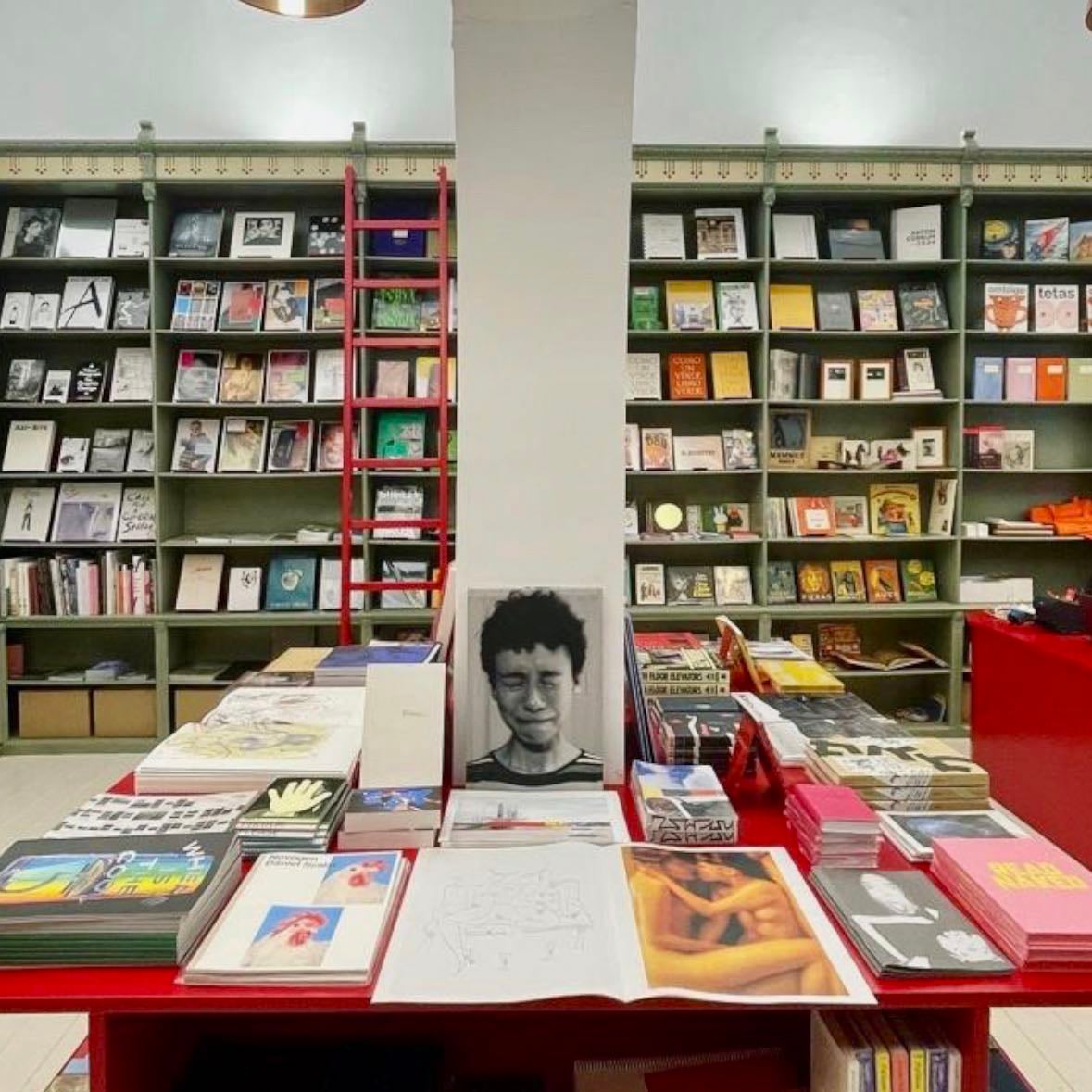 LLIBRERIA TERRANOVA - unique books