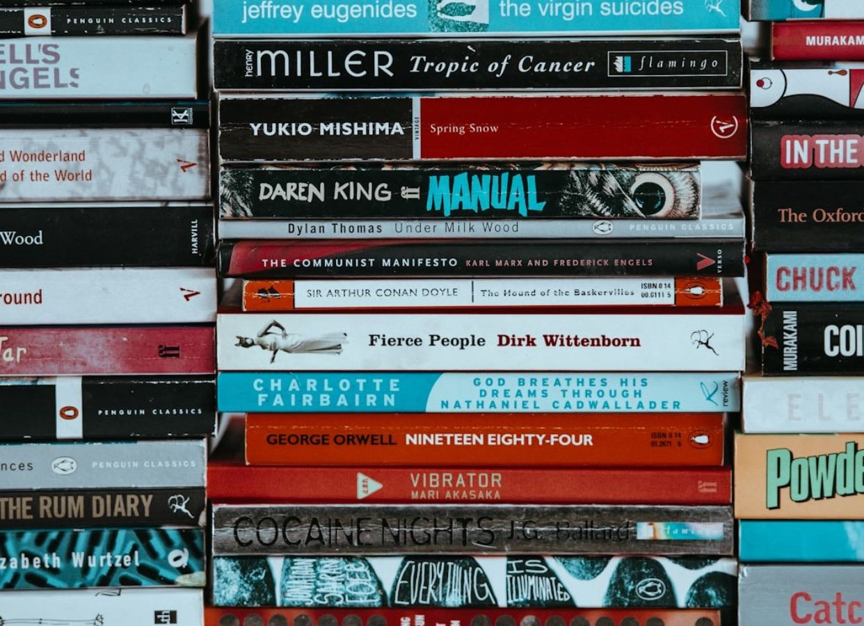 742 books