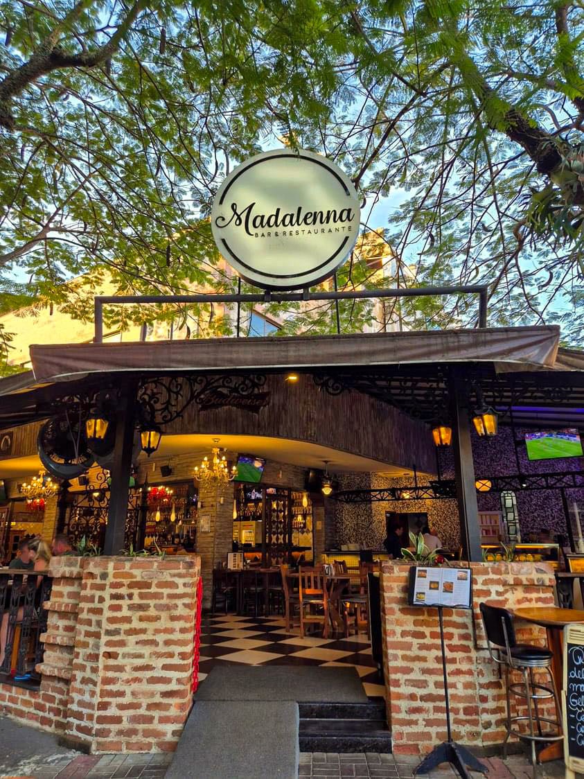 Donna Madalenna - Gastronomia Brasileira e Pizza