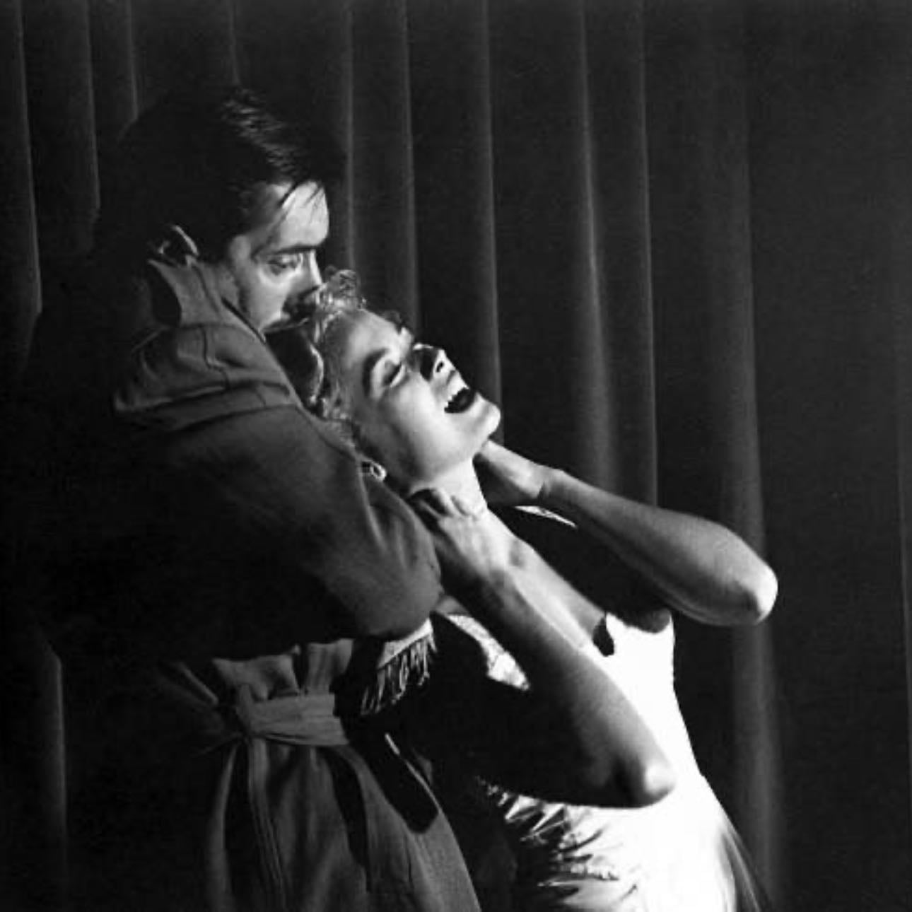 Con M de muerte - Alfred Hitchcock · 1954