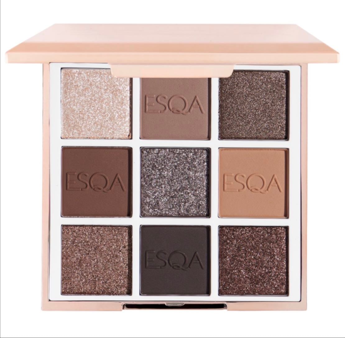super dark eye pallette that i had - i love em but i accidently drop it so i lost all the shimmer 😩 4.0 out of 5.0
