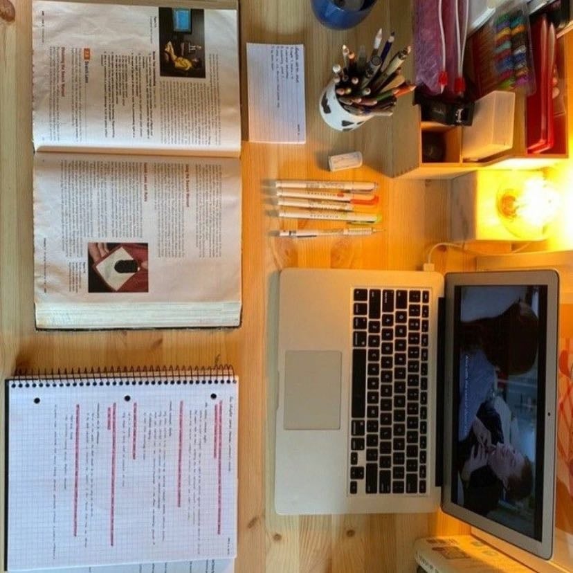 Writing/Journalling - Take a moment to write your thoughts, thing you’re grateful for, or things that make you happy or even small achievements you had throughout your day/week.