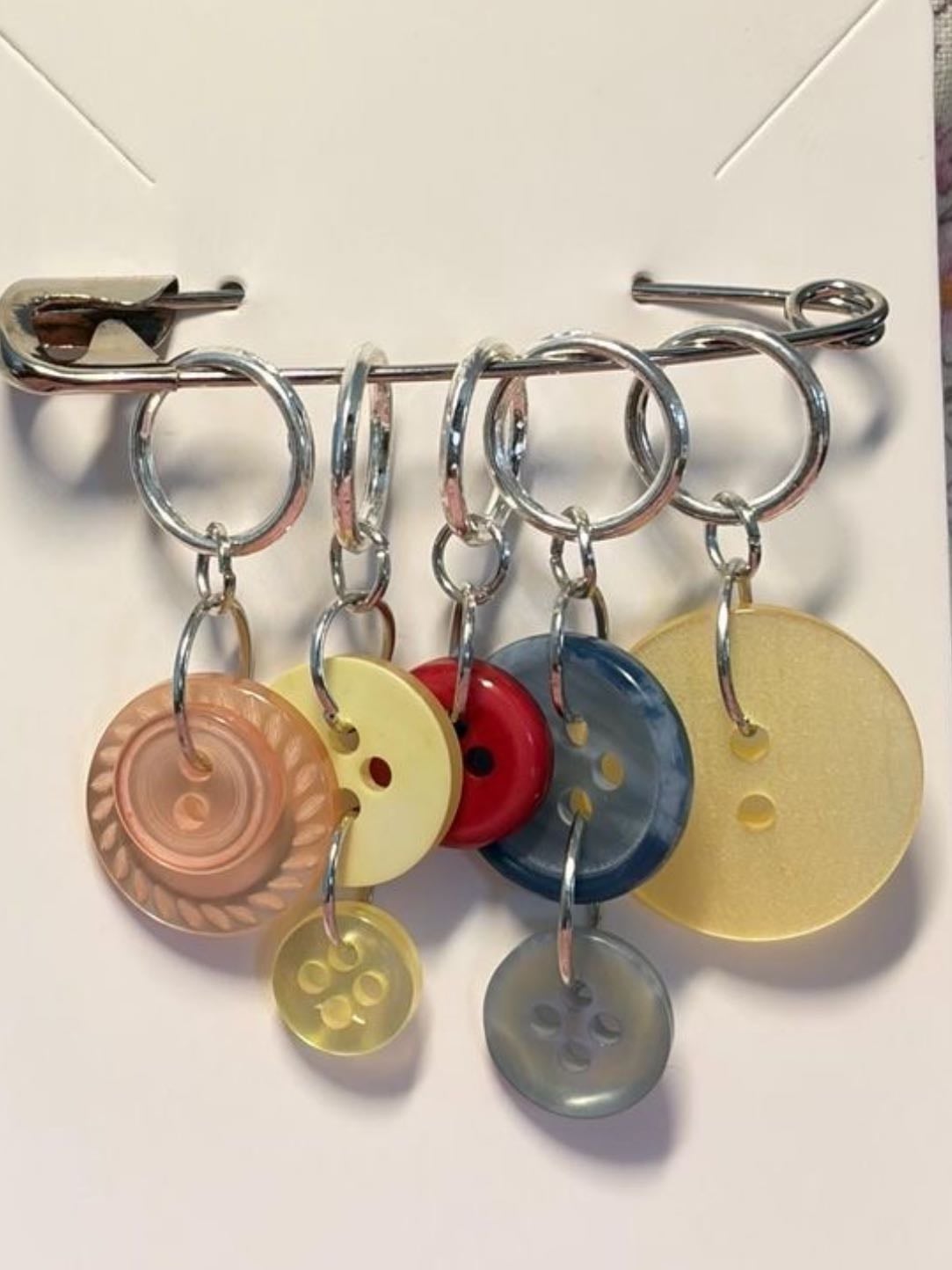 Stitch markers