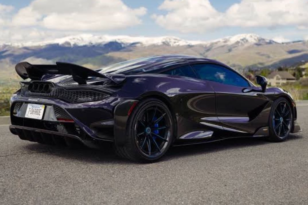 McLaren 765LT