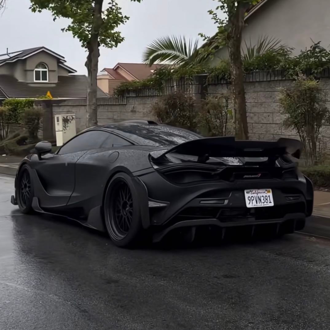 MacLaren 720s