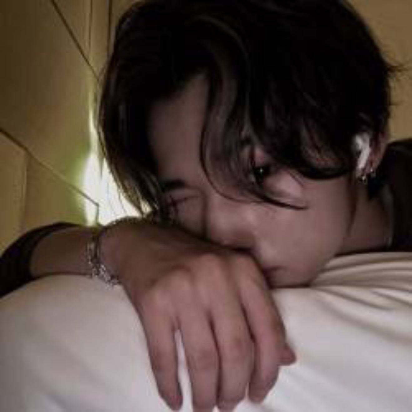 your lips my lips, apocalypse | leechqnsgirl - drunk needy bf riki x reader