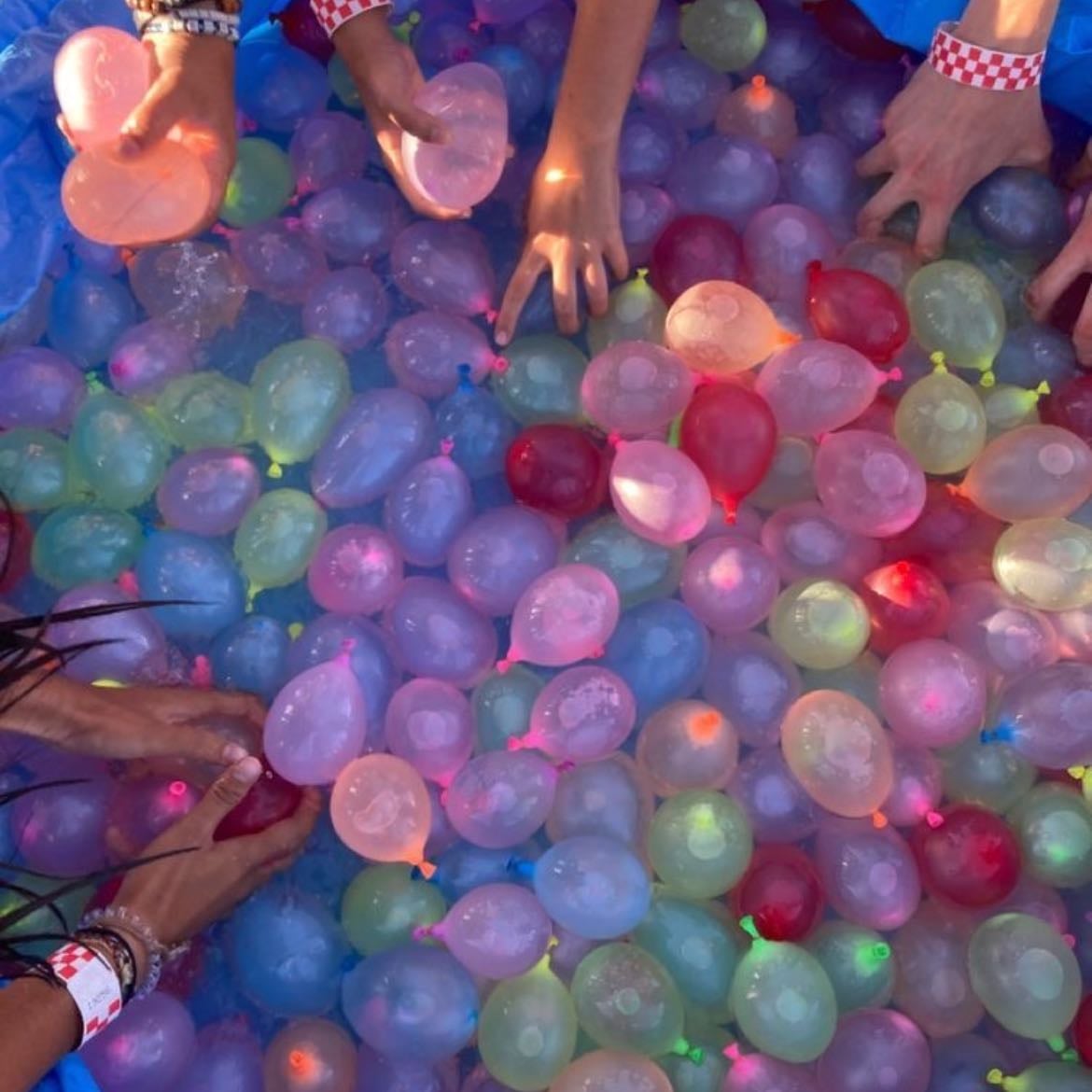 water ballon fights