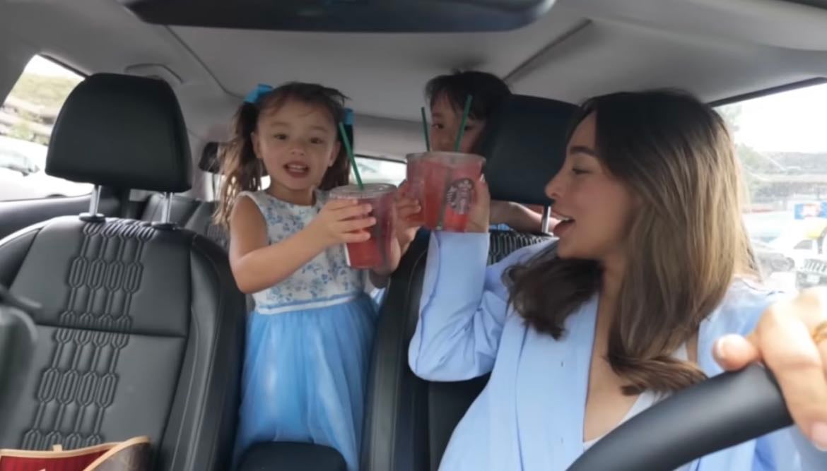 Solo una mamá soltera en sus 20’s sobreviviendo las vacaciones - Brenda Graza