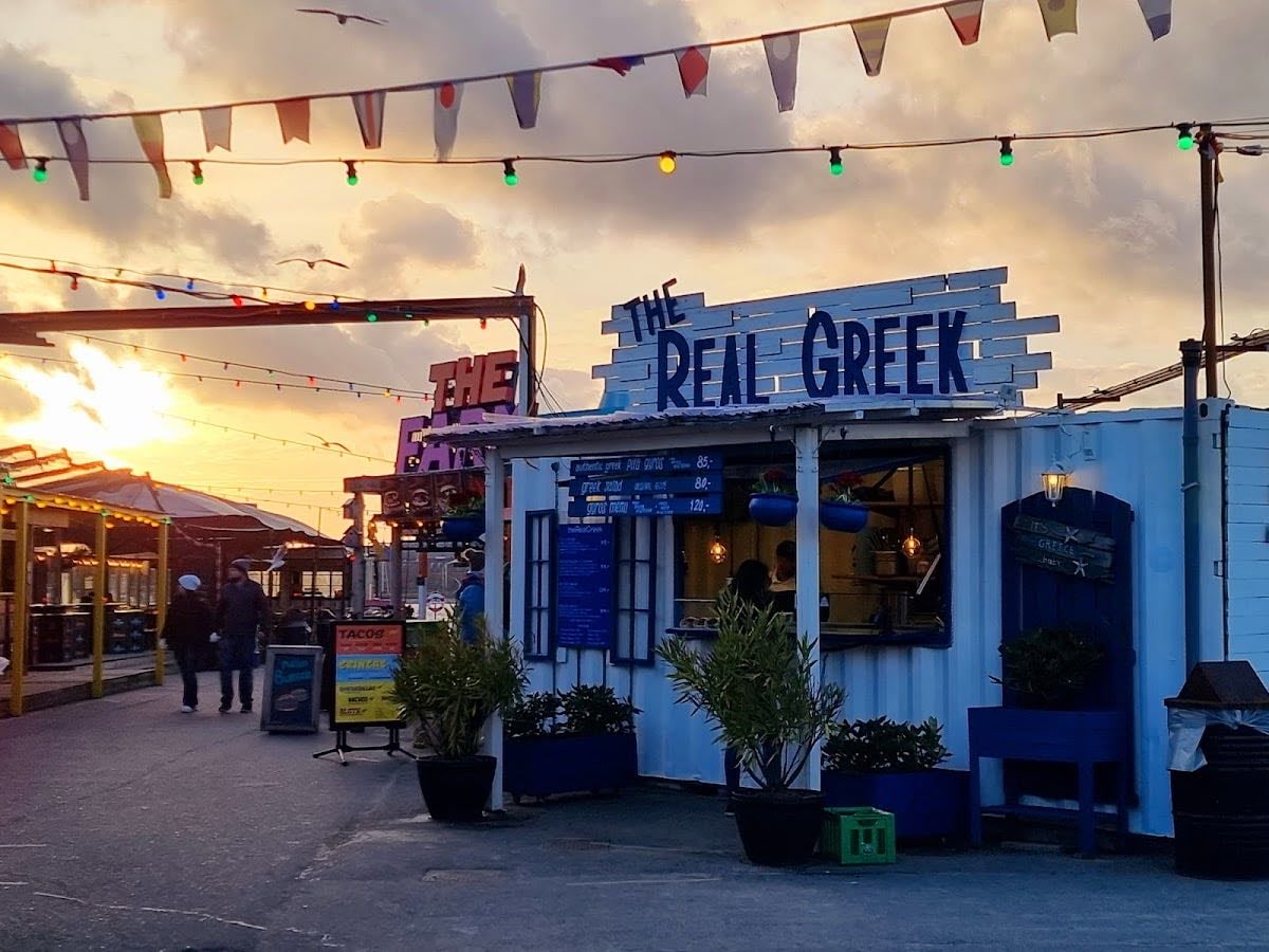 The Real Greek - Greco dentro il reffen