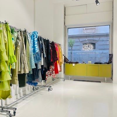 Neare Clothes Vintage Shop - Vintage