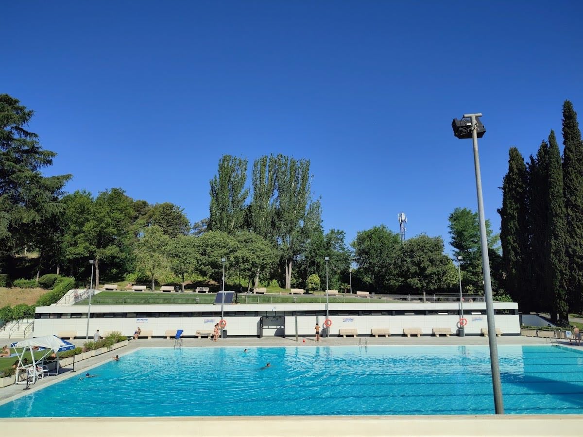 Piscina El Lago