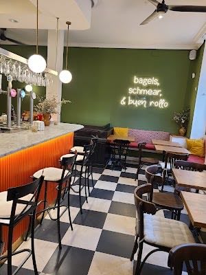 Mazál Bagels & Café – Chamberí - Bagle 🥯