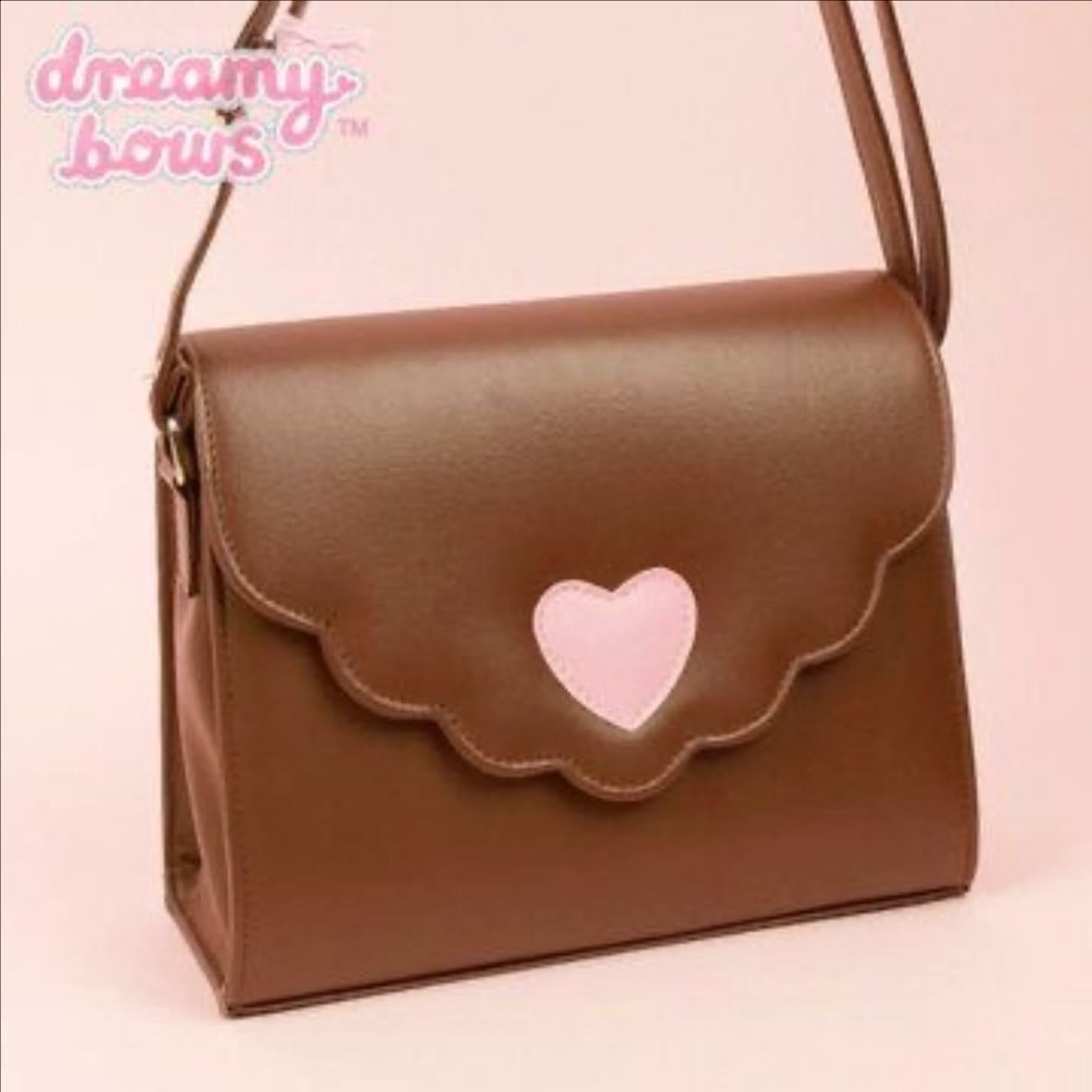 heart envelope scallop bag
- $29.04
definitely a more unattainable item
