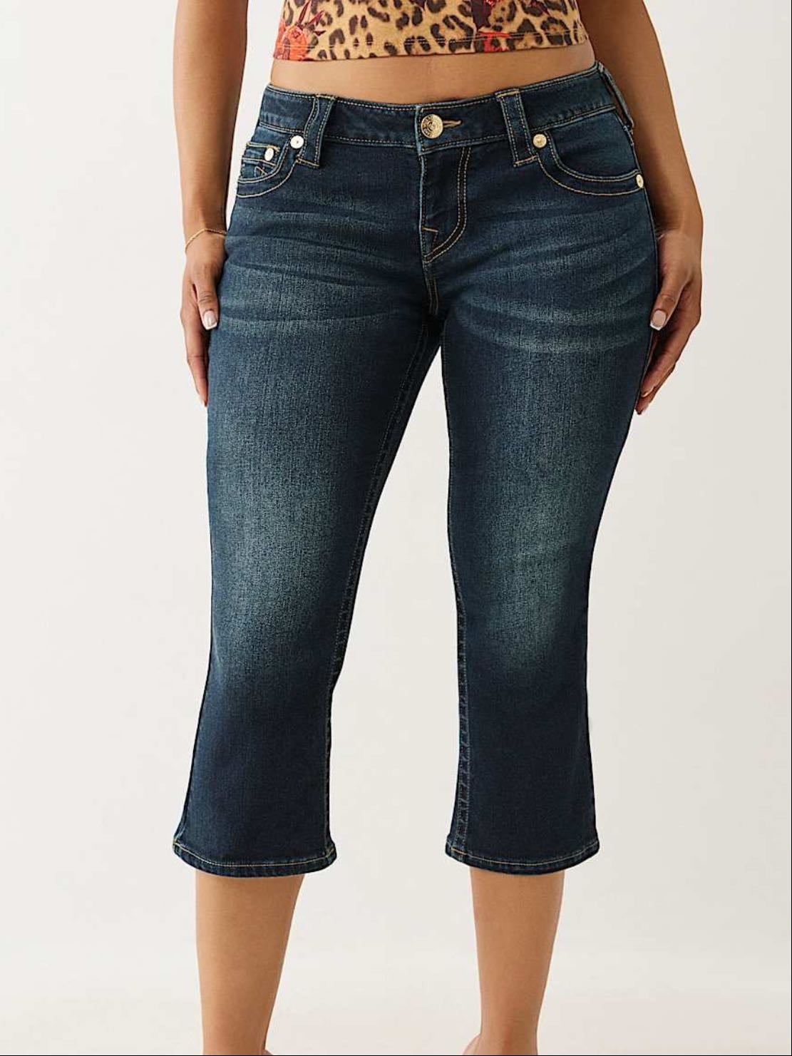 capris ˚.🎀༘⋆ - fashionable, easy to style, and perfect for the summer ⛱️!!!