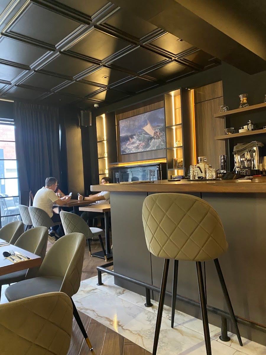 Black Puma Café y Bar