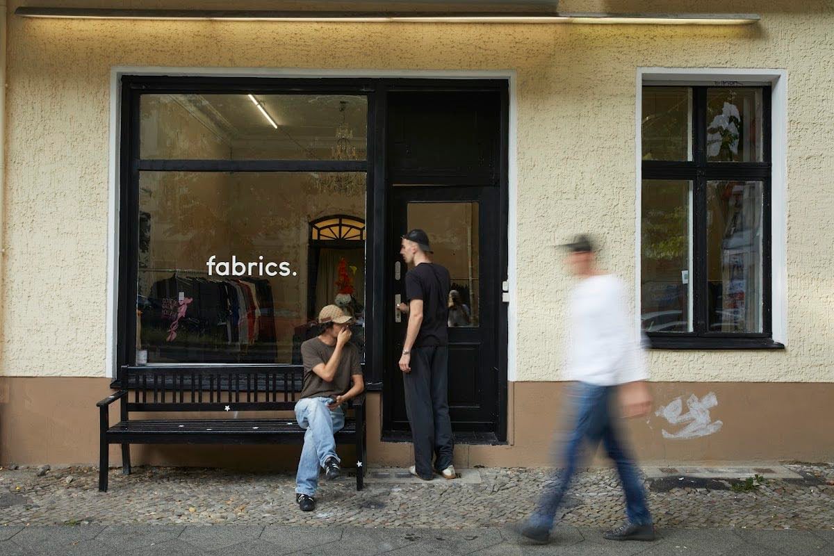 fabrics. - fabricsforsale vintage designer store - High end vintage - $$$