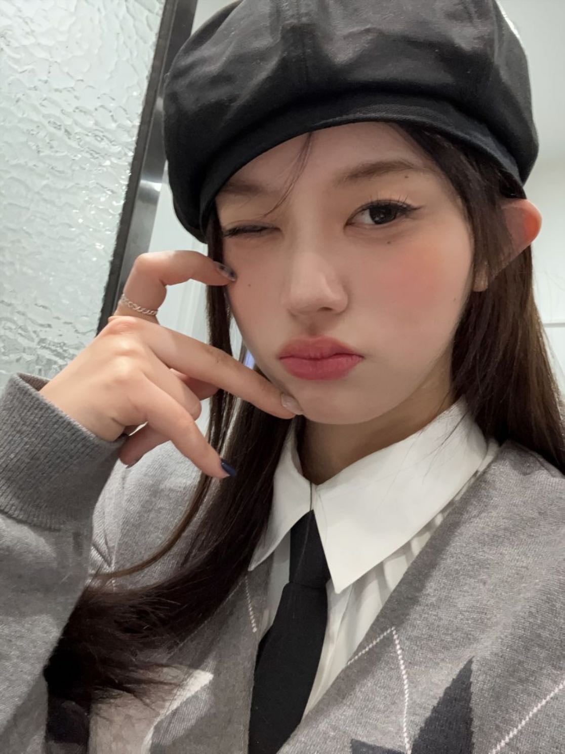 Park Min-ju (Minju) - Artist-bias wrecker