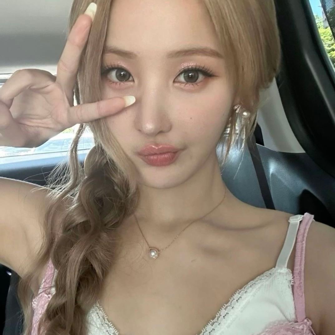 Shin Hye-Won (Belle) - Artist-bias