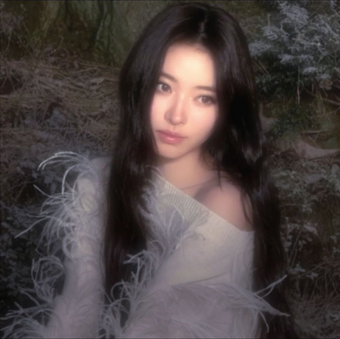 Anna Tanaka (Anna) - Artist-bias wrecker