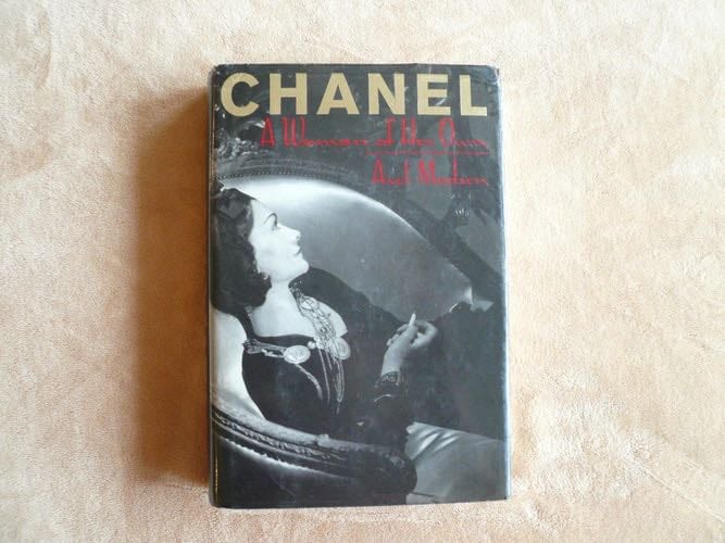 Chanel: A Woman of Her Own - Axel Madsen · 1990
