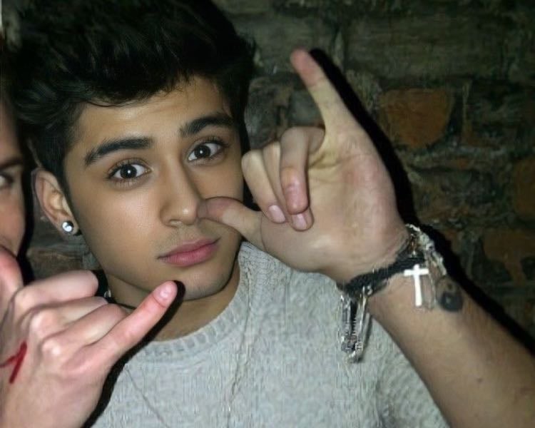my favorite songs from zayns albums!! - Music hypelist by serene馃挮