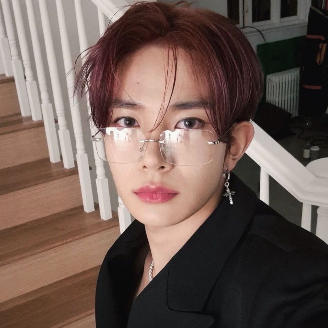 oops, it slipped — byshens - boyfriend!heeseung x reader
