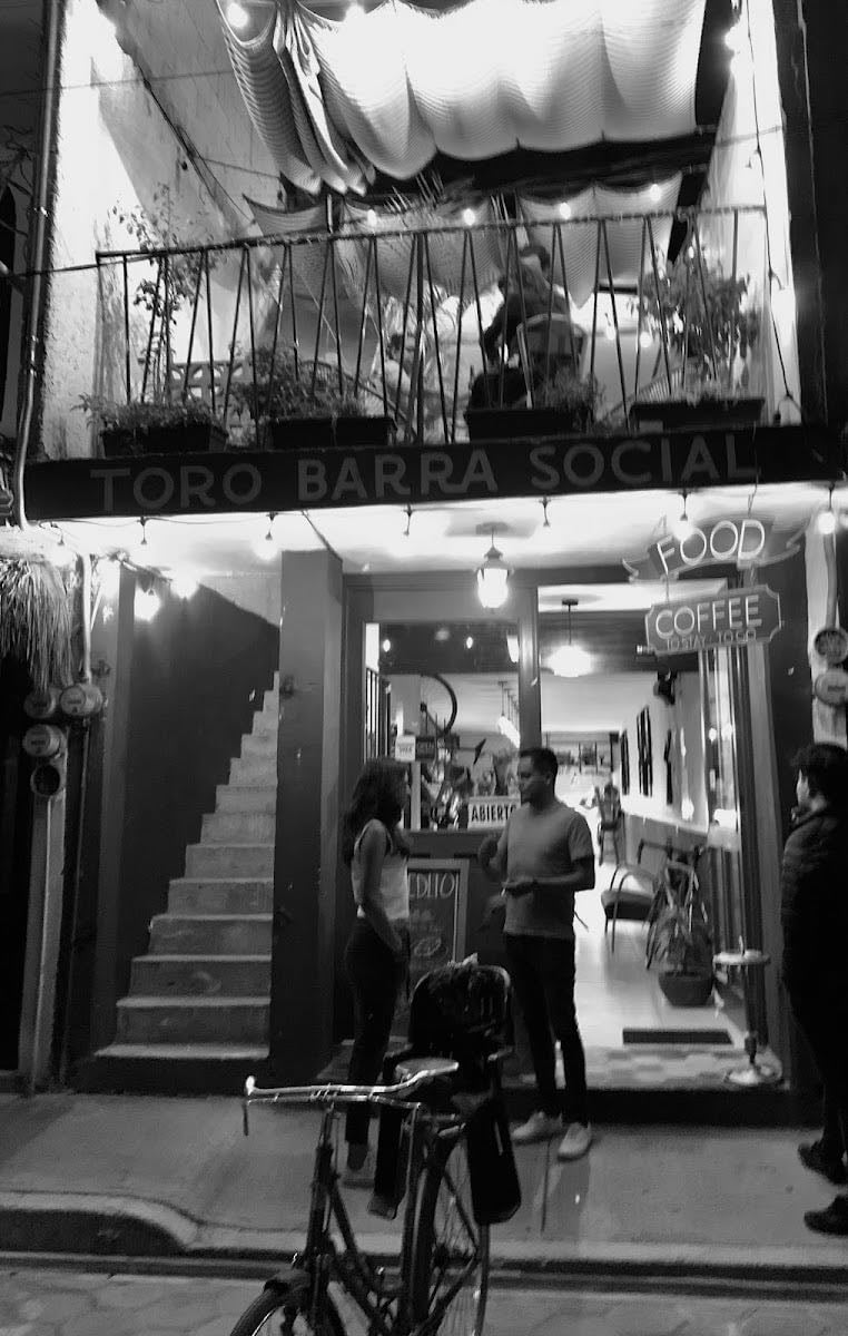 Toro Barra Social