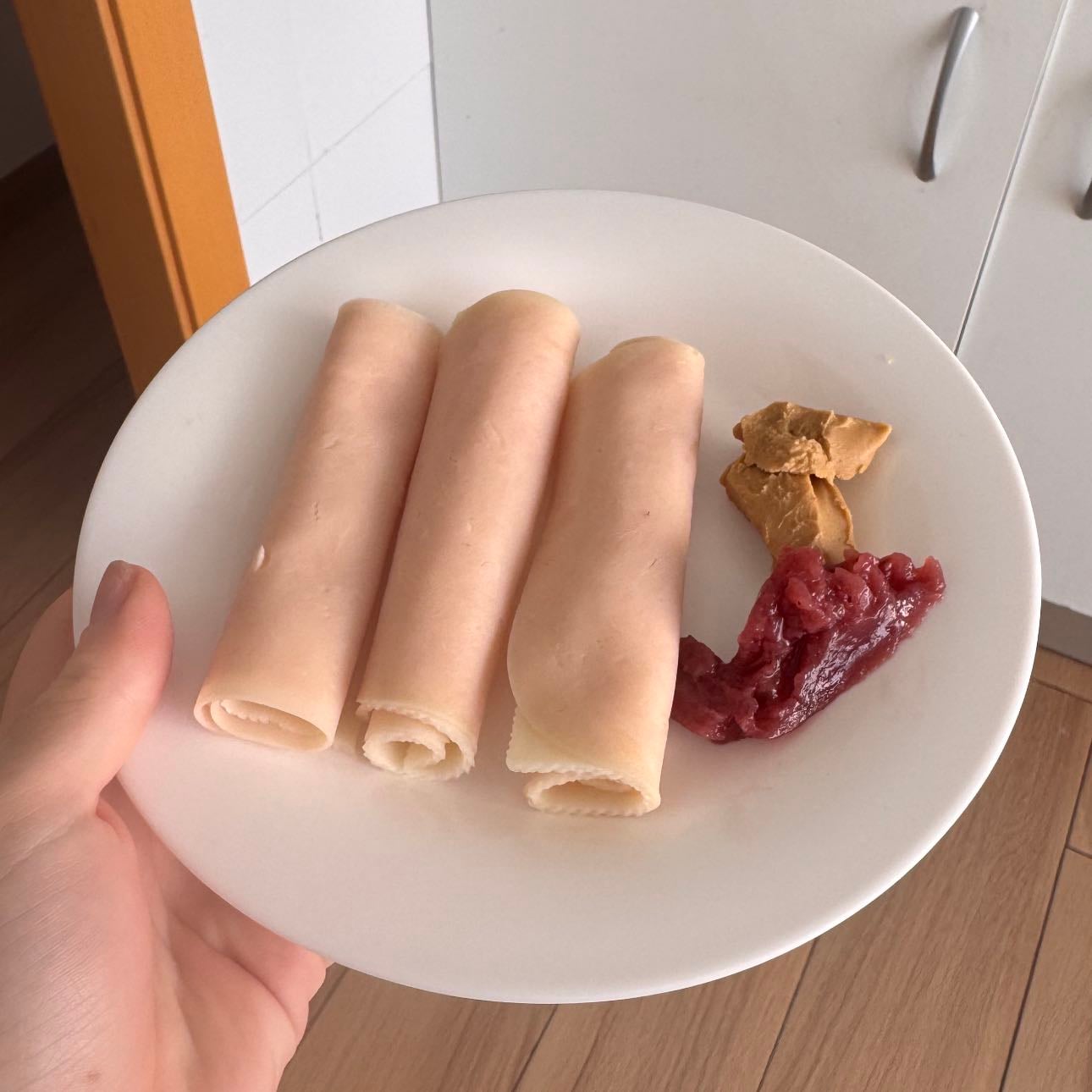 Ham & Cheese Rolls - 276 kcal 22g protein