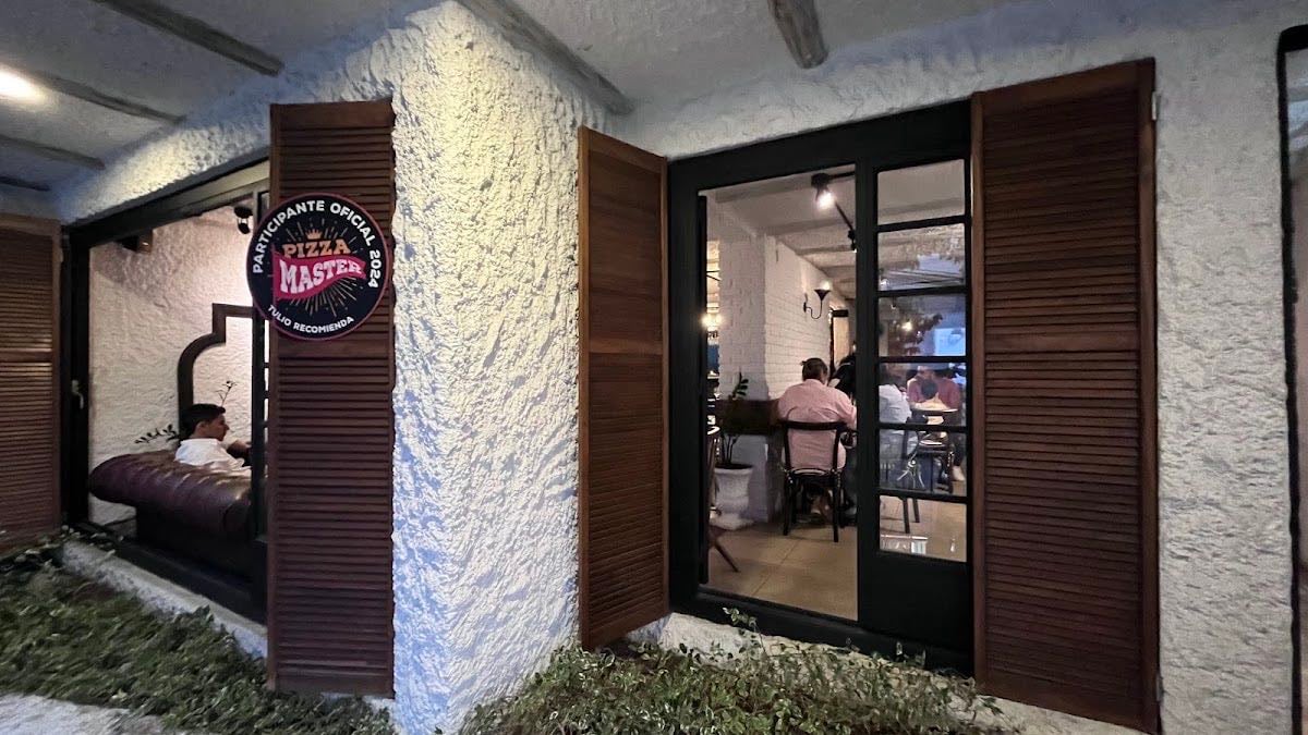 El Tribunal - carnes y pizza