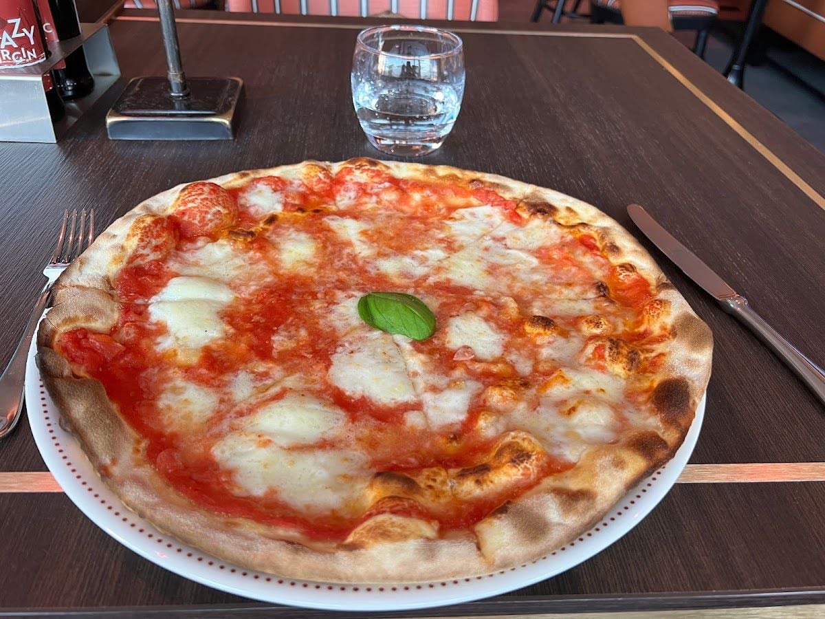 Crazy Pizza Monte Carlo